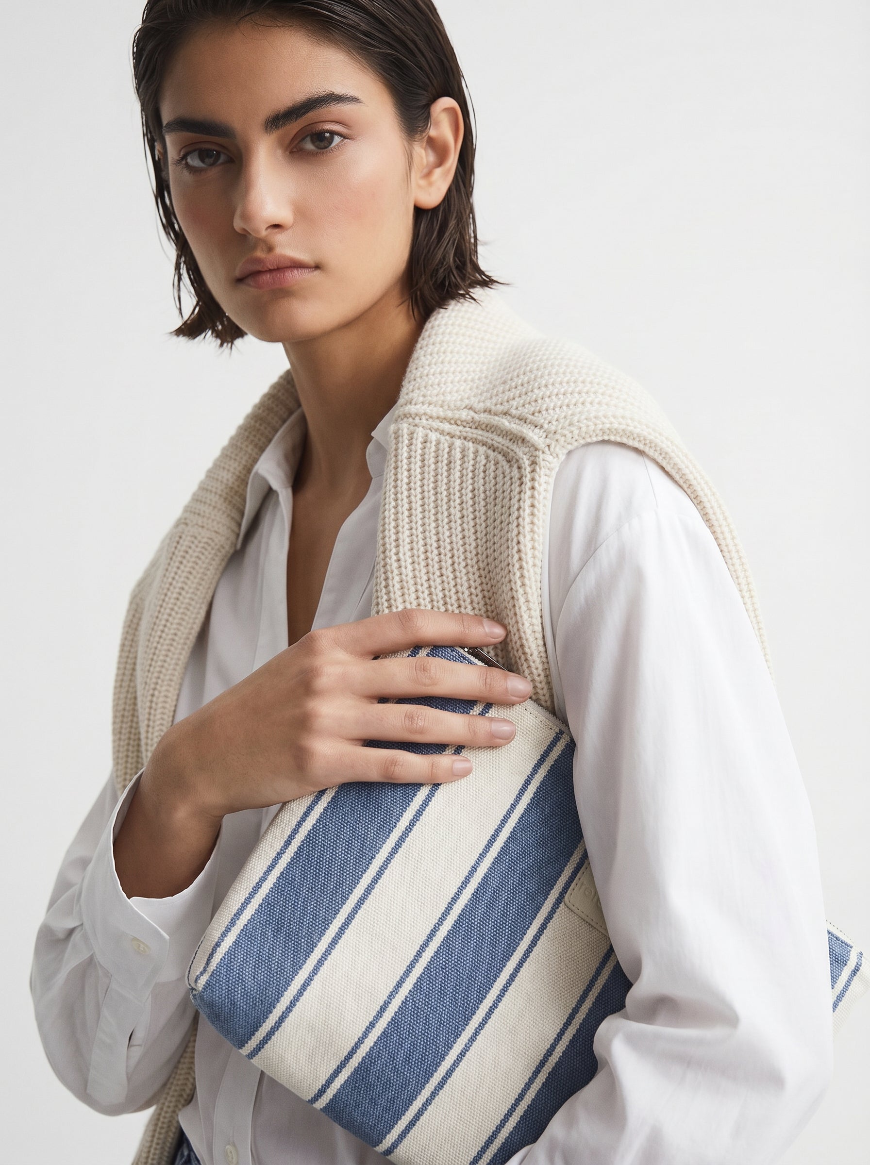 Azure Pouch